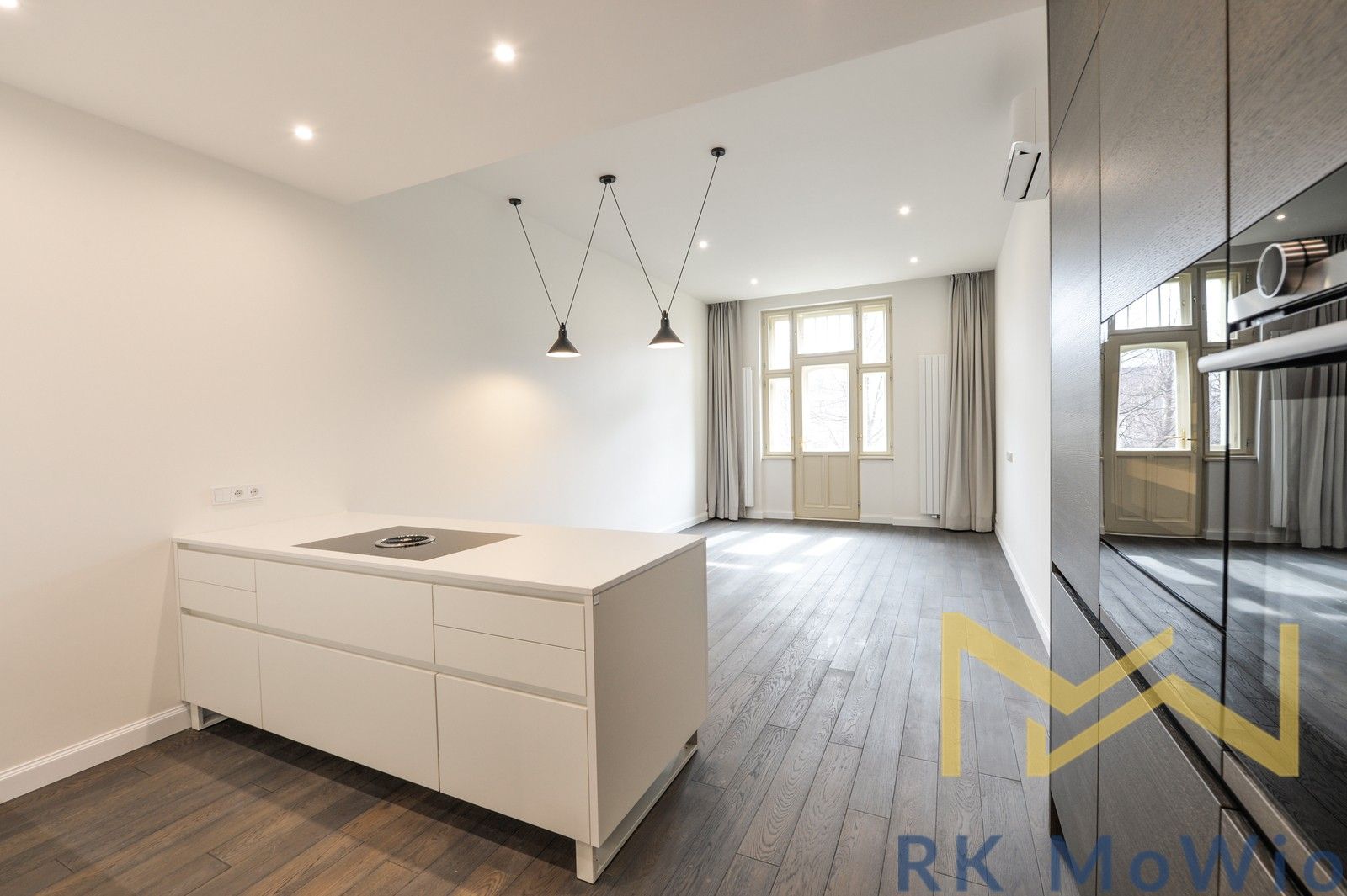 Pronájem bytu 3+kk 95 m² - foto 2