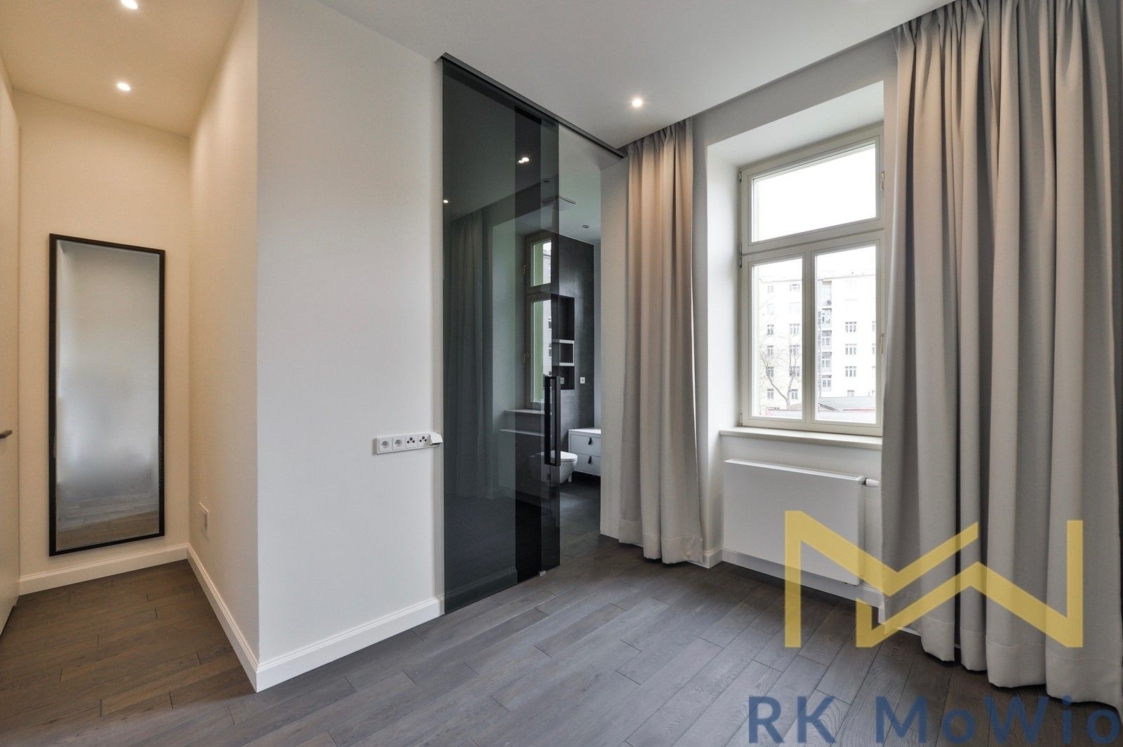 Pronájem bytu 3+kk 95 m² - foto 3