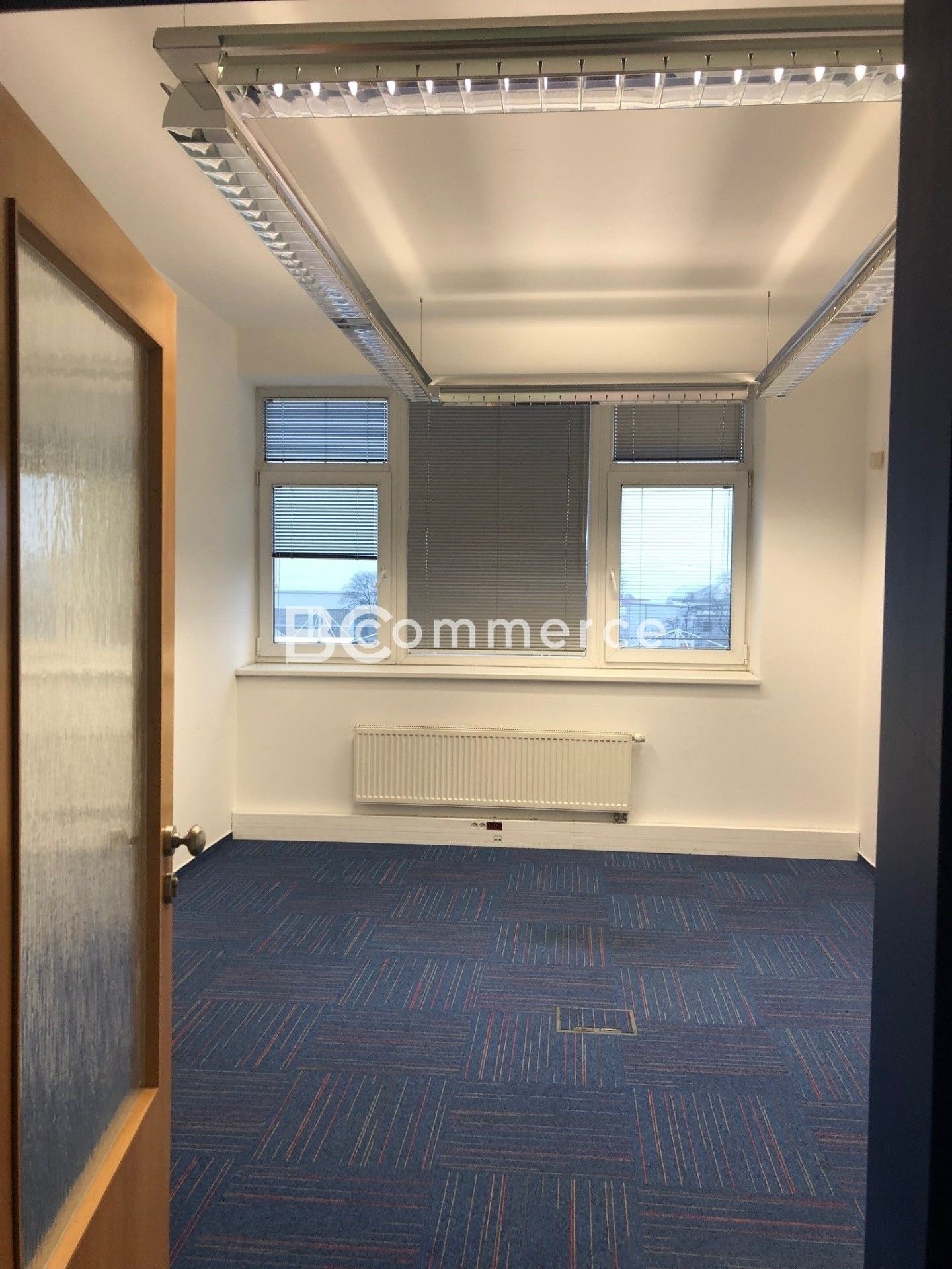 Pronájem komerčního prostoru 135 m² - foto 1