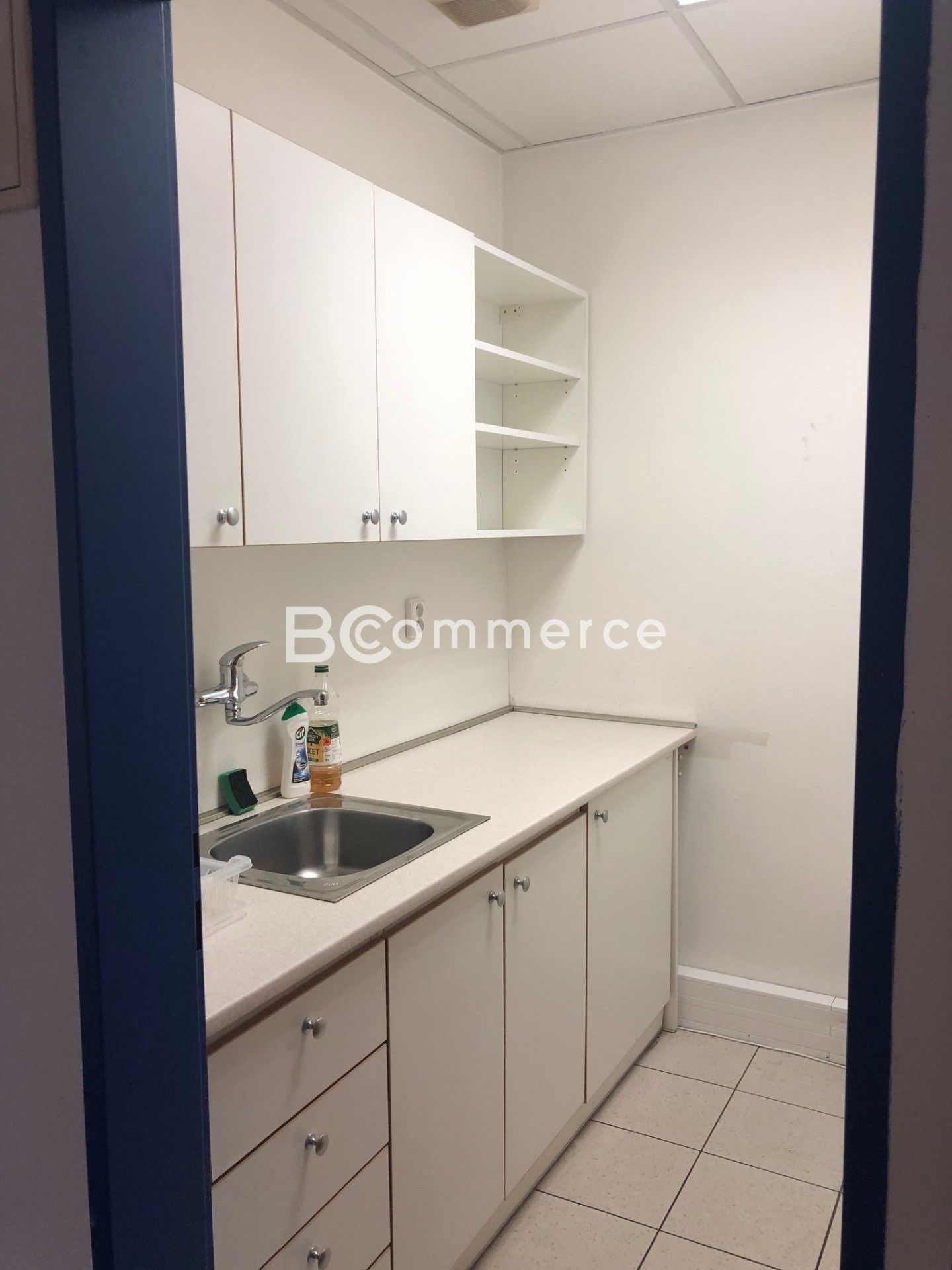 Pronájem komerčního prostoru 135 m² - foto 5