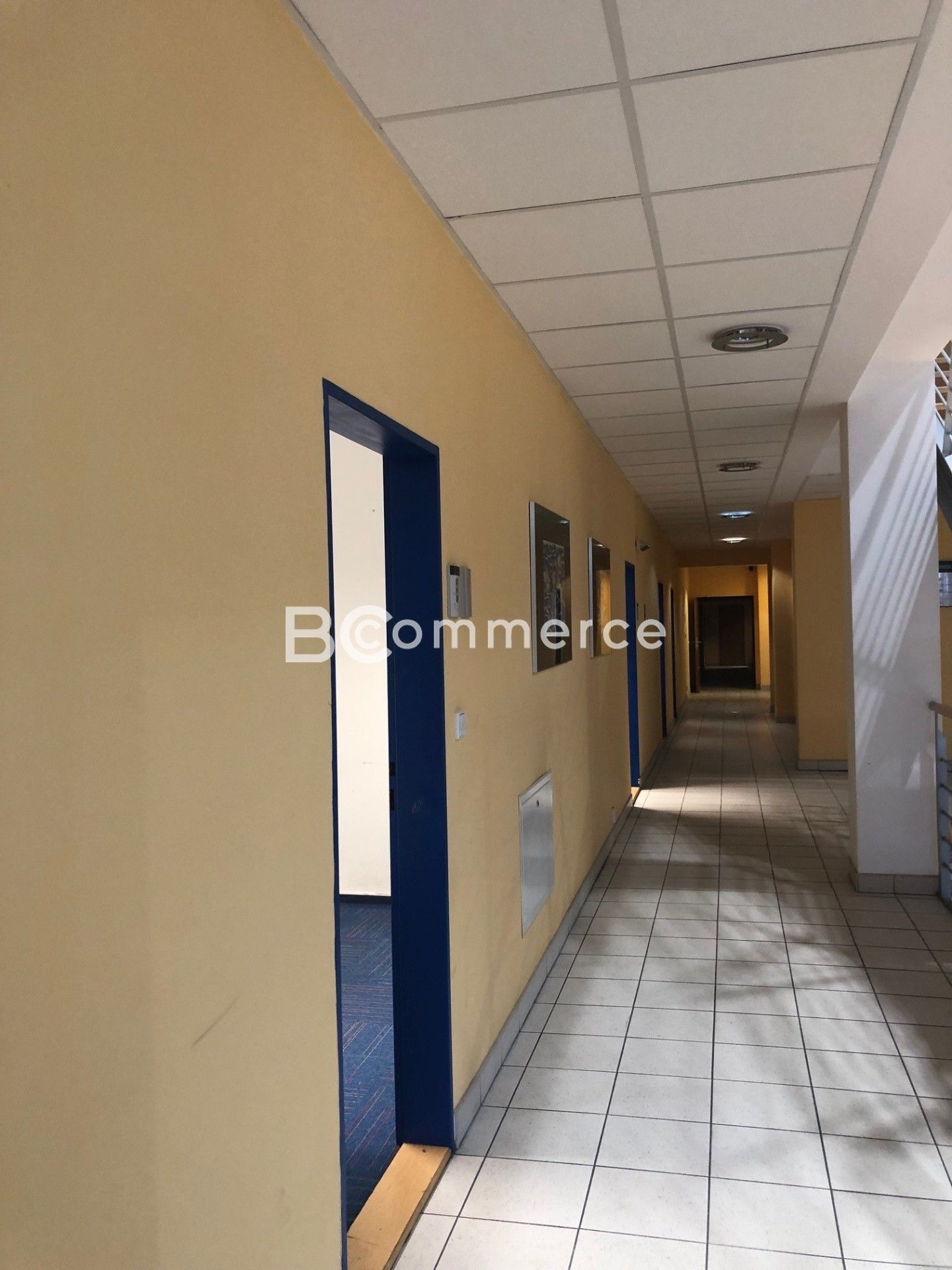 Pronájem komerčního prostoru 135 m² - foto 6
