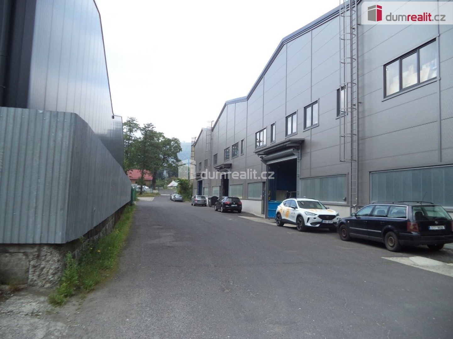 Pronájem komerčního prostoru 600 m² - foto 9