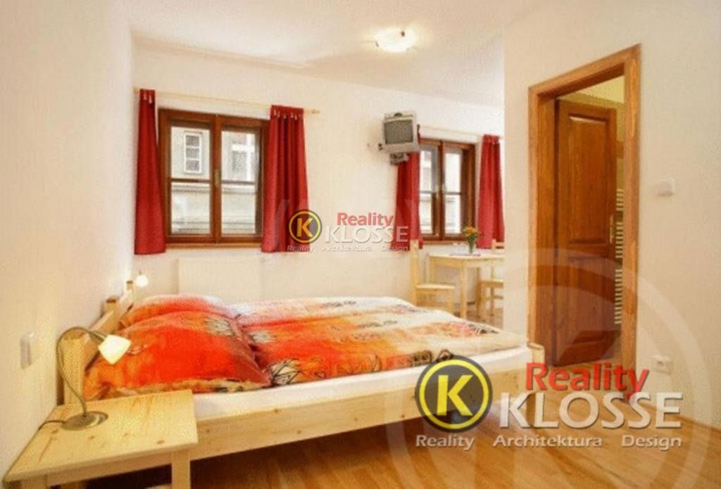 Prodej komerčního prostoru 200 m² - foto 6
