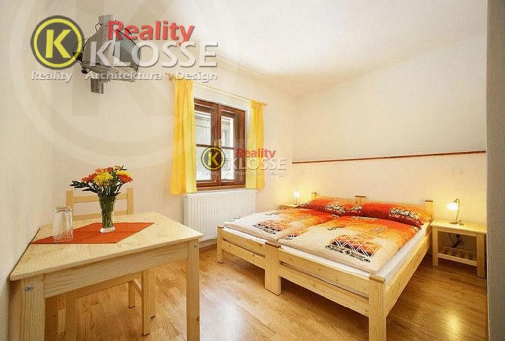 Prodej komerčního prostoru 200 m² - foto 8
