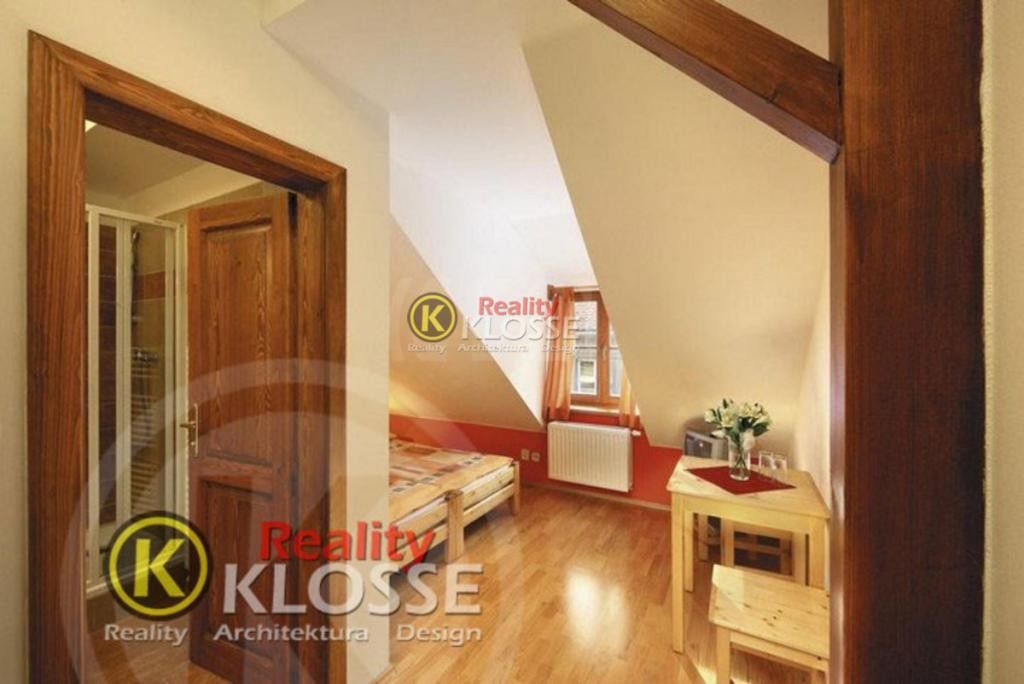 Prodej komerčního prostoru 200 m² - foto 12