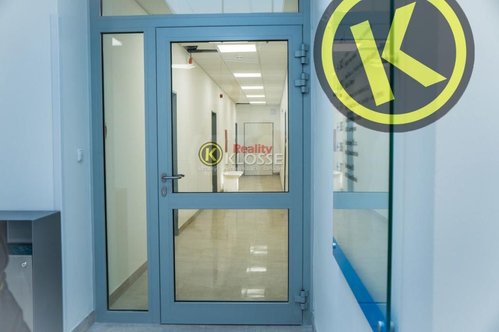 Pronájem komerčního prostoru 60 m² - foto 1