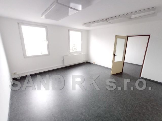 Pronájem komerčního prostoru 15 m² - foto 1