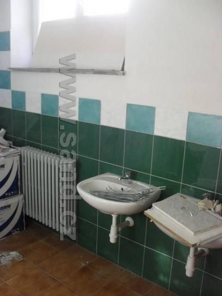 Pronájem komerčního prostoru 187 m² - foto 4