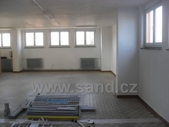 Pronájem komerčního prostoru 187 m² - foto 8