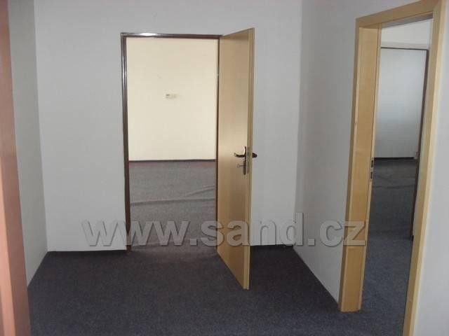Pronájem komerčního prostoru 15 m² - foto 11