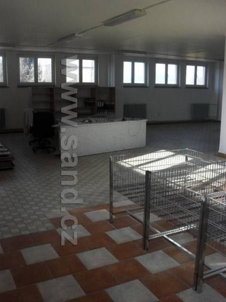 Pronájem komerčního prostoru 187 m² - foto 12
