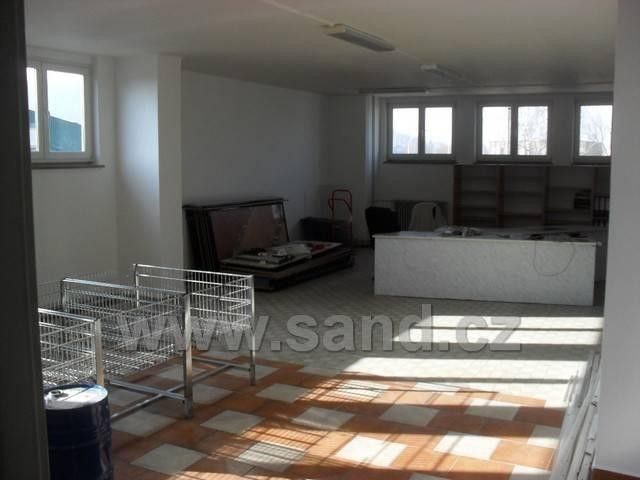 Pronájem komerčního prostoru 187 m² - foto 11