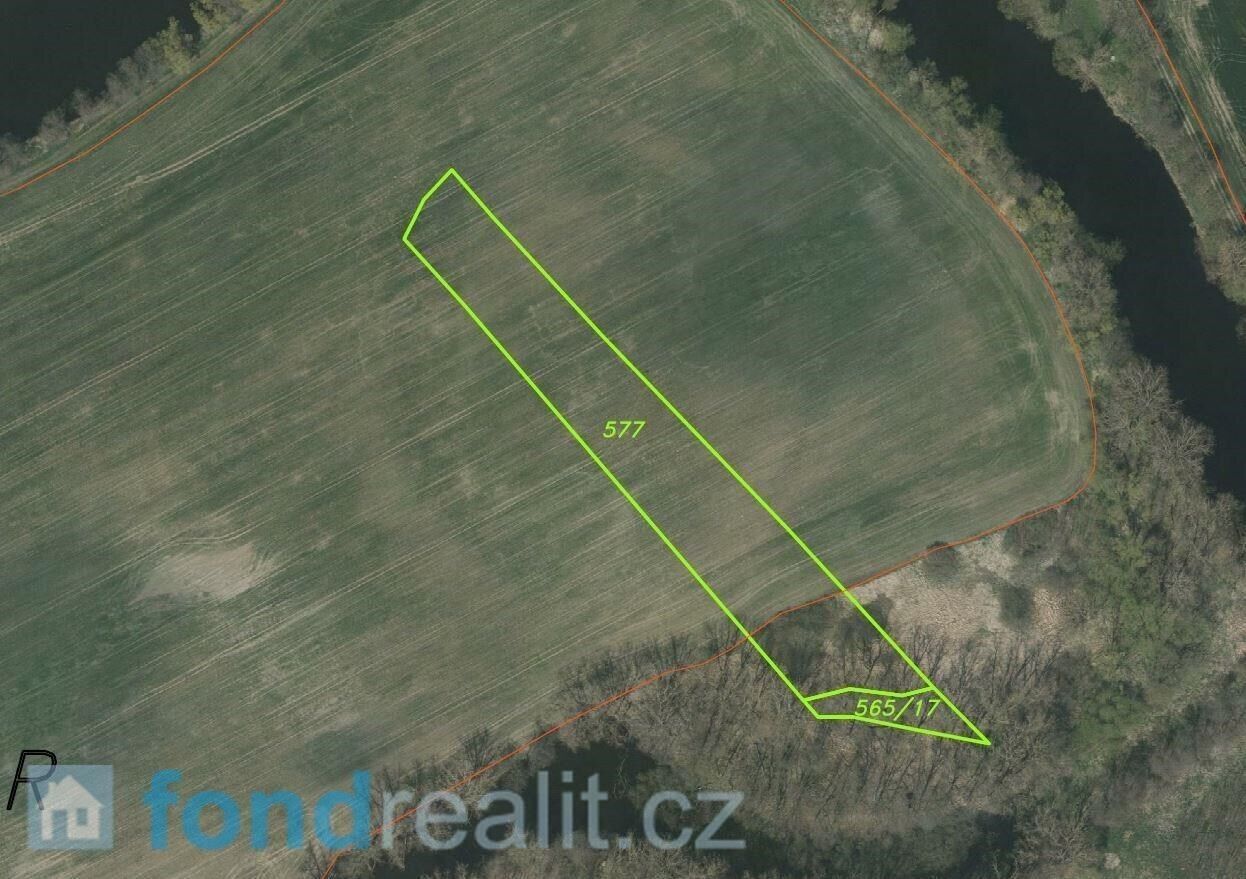 Prodej nemovitosti 62047 m² - foto 3