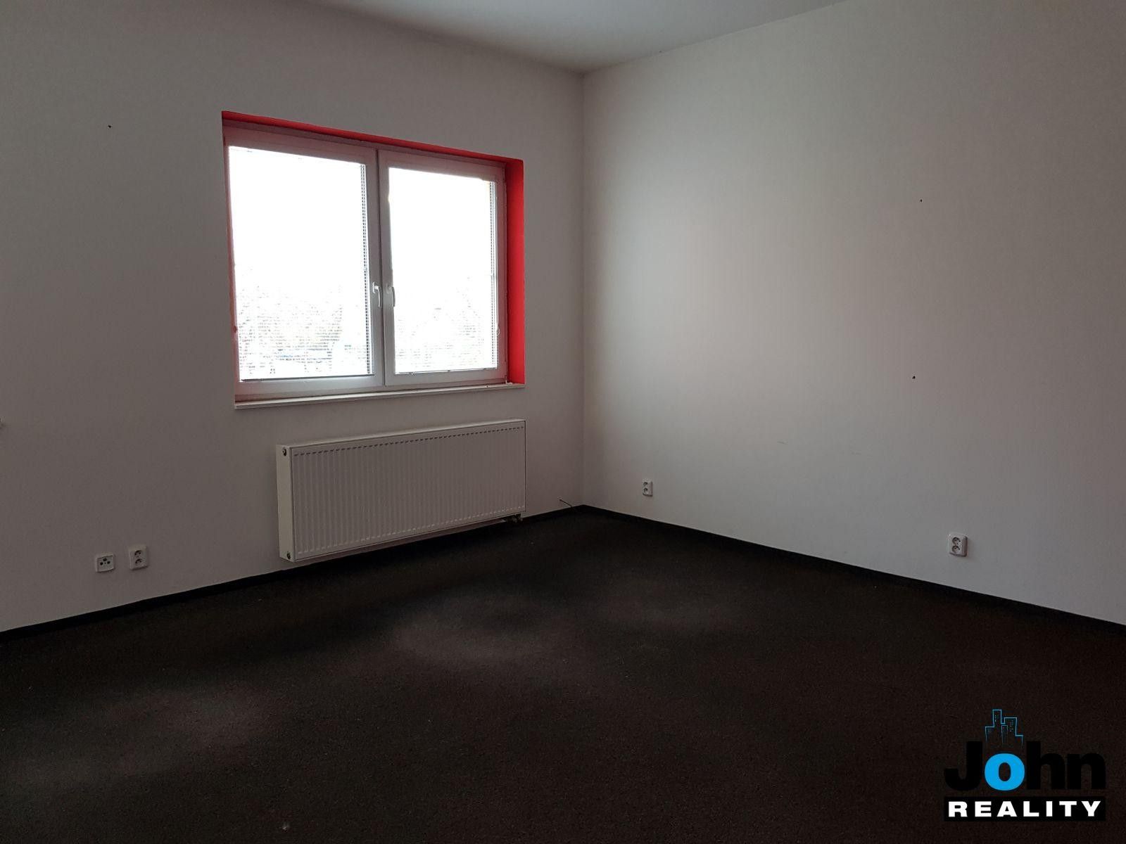 Pronájem komerčního prostoru 200 m² - foto 5