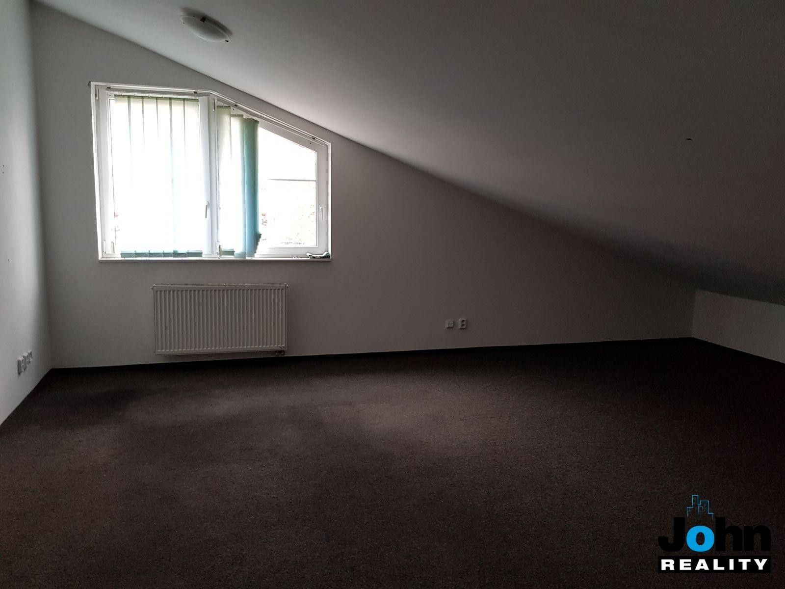 Pronájem komerčního prostoru 200 m² - foto 10