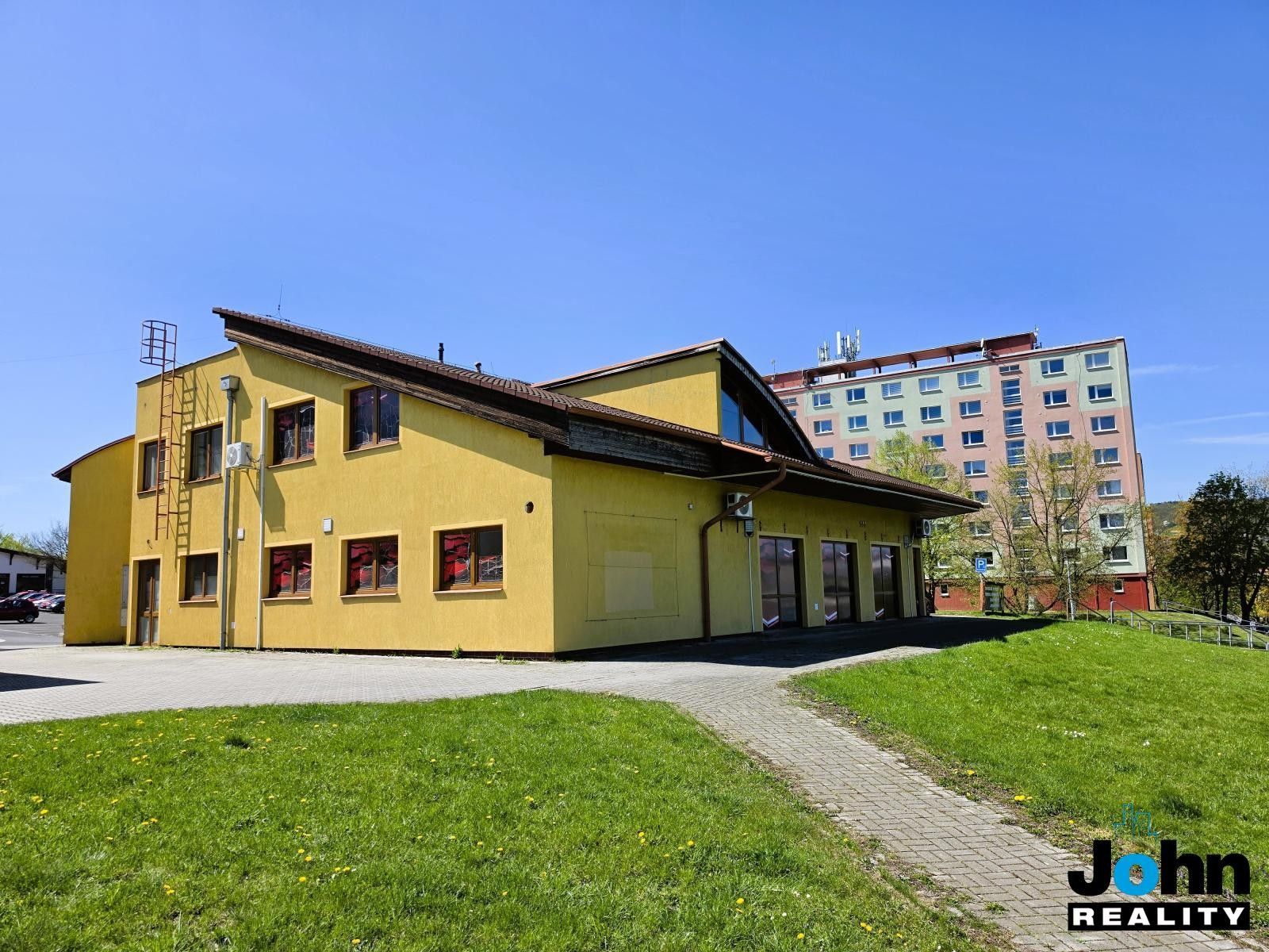 Pronájem komerčního prostoru 200 m² - foto 14