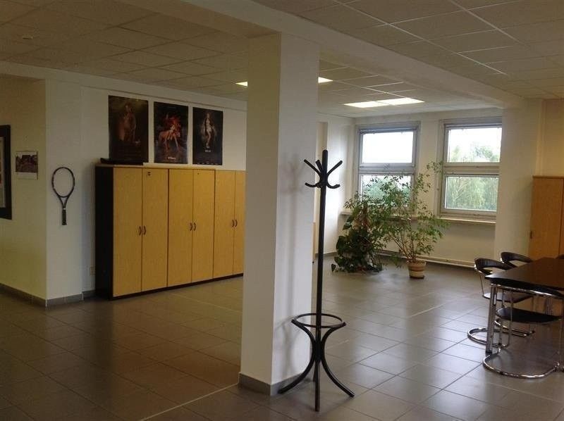 Pronájem komerčního prostoru 204 m² - foto 3