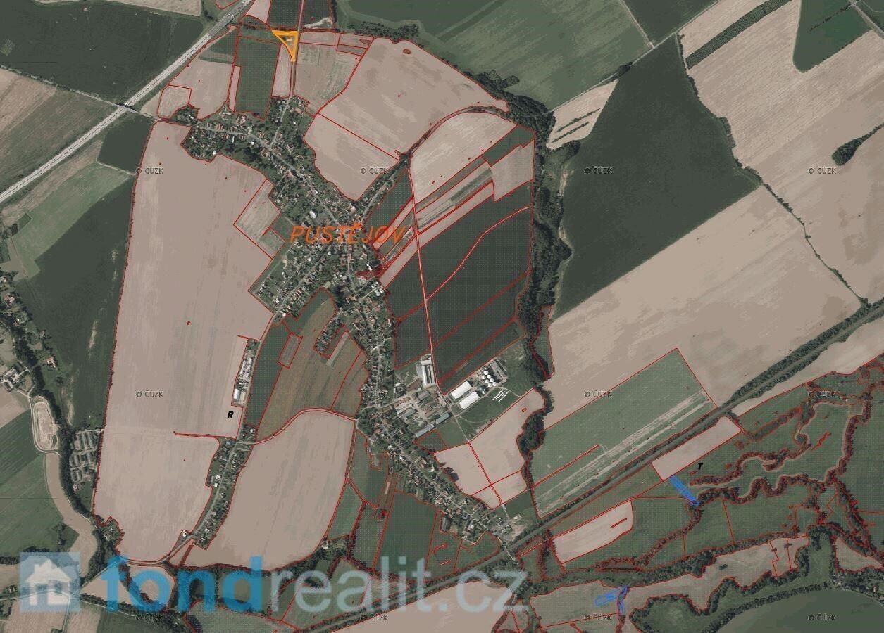Prodej nemovitosti 9886 m² - foto 7