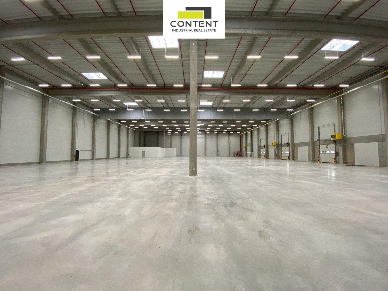 Pronájem komerčního prostoru 16000 m² - foto 5