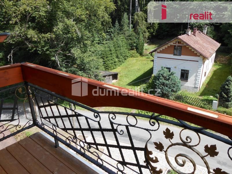 Prodej nemovitosti 182 m² - foto 25