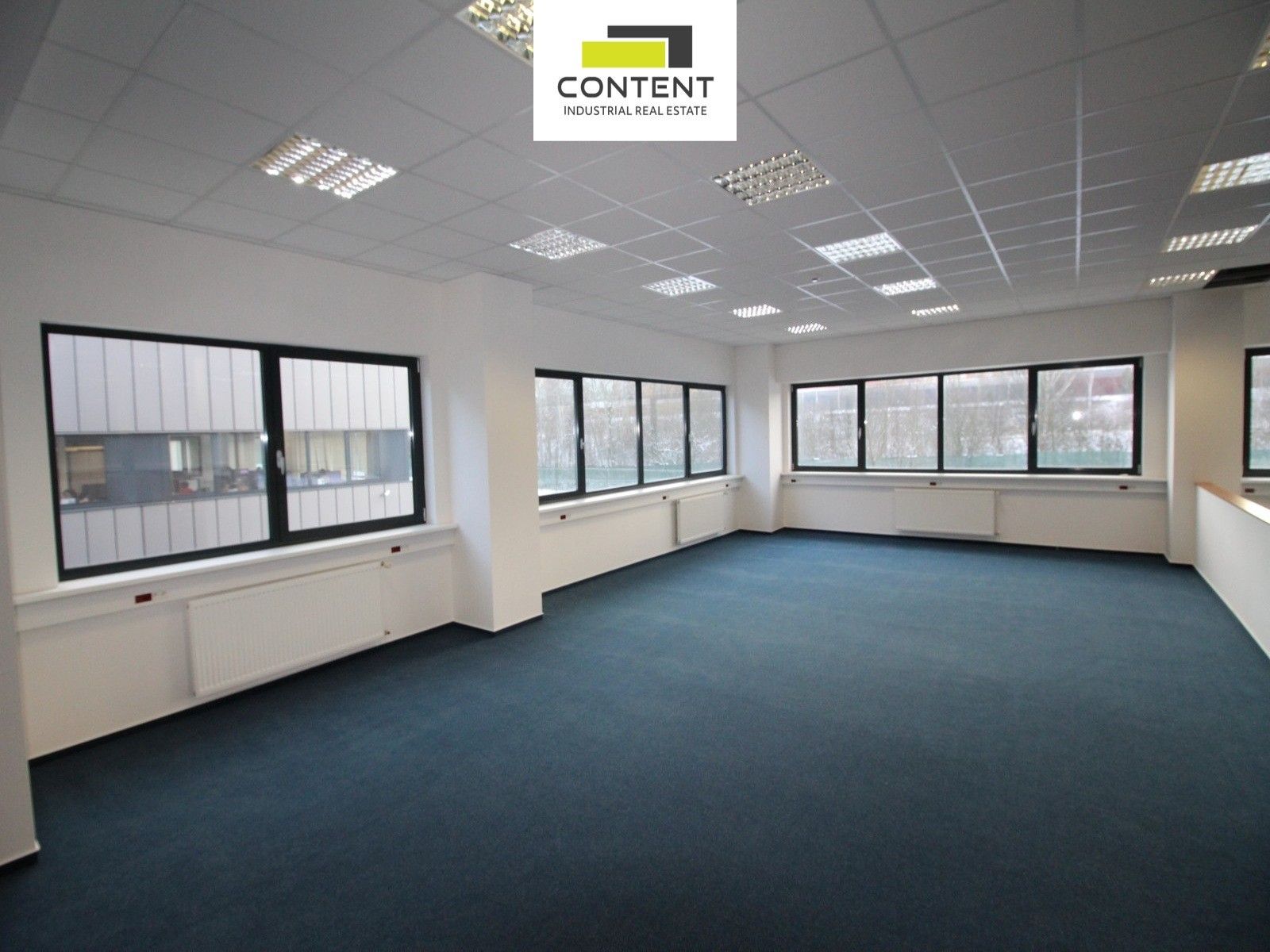 Pronájem komerčního prostoru 16000 m² - foto 17