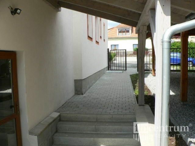 Prodej komerčního prostoru 1400 m² - foto 18