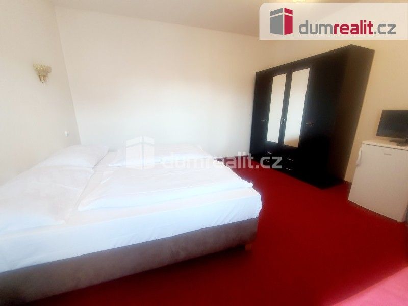 Pronájem bytu 18 m² - foto 6