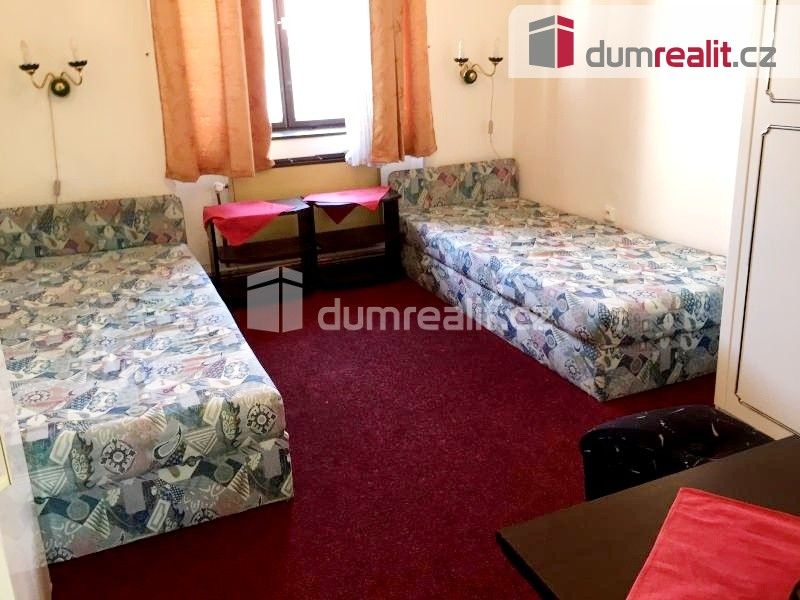 Pronájem bytu 18 m² - foto 11