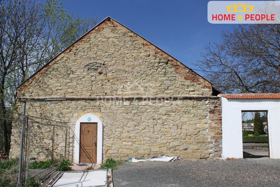 Pronájem nemovitosti 43662 m² - foto 2
