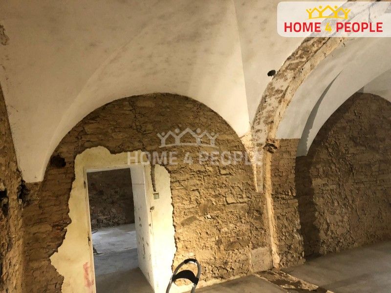 Pronájem nemovitosti 43662 m² - foto 27