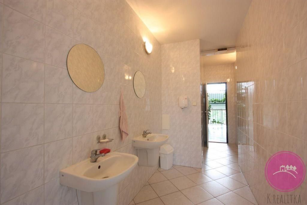 Pronájem komerčního prostoru 20 m² - foto 6