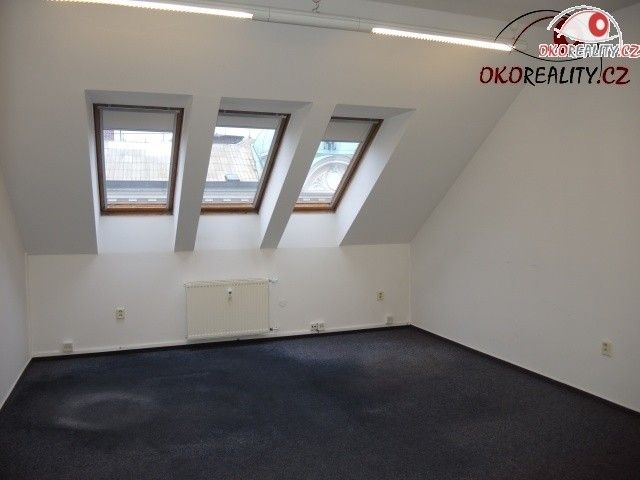 Pronájem komerčního prostoru 131 m² - foto 4