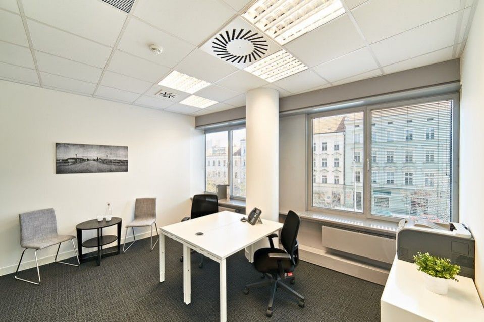 Pronájem komerčního prostoru 49 m² - foto 4