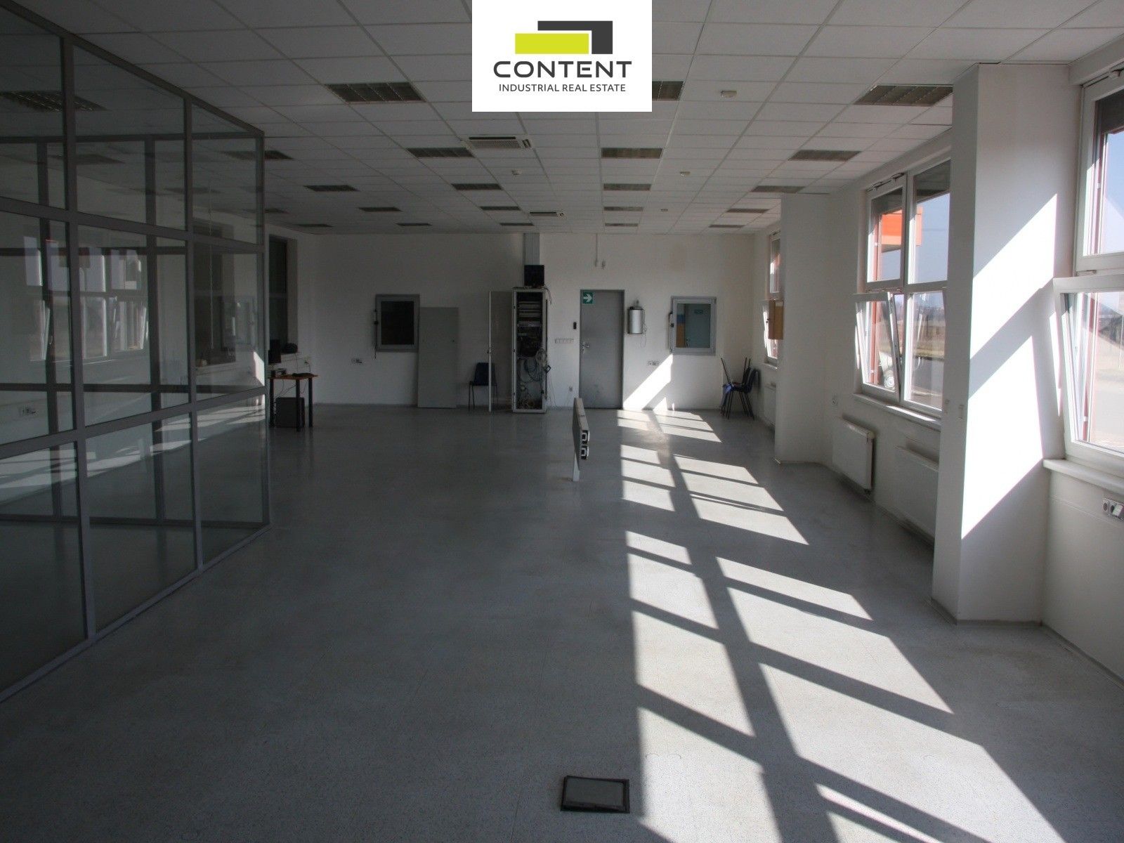 Pronájem komerčního prostoru 6500 m² - foto 7