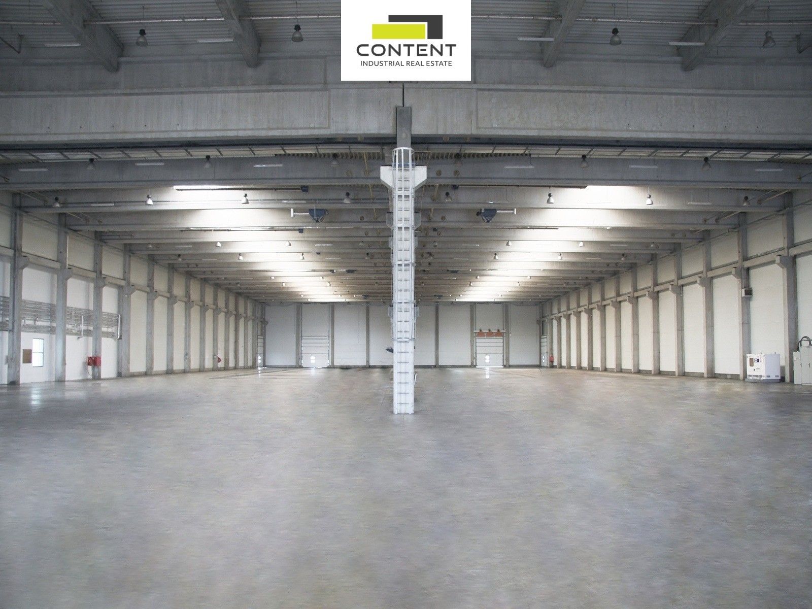 Pronájem komerčního prostoru 6500 m² - foto 4