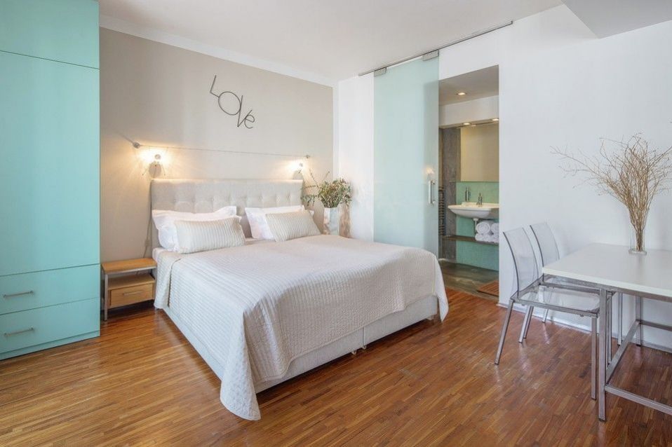 Pronájem bytu 1+kk 30 m² - foto 1