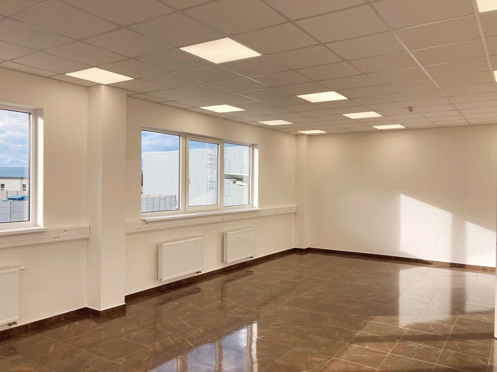 Pronájem komerčního prostoru 13211 m² - foto 12