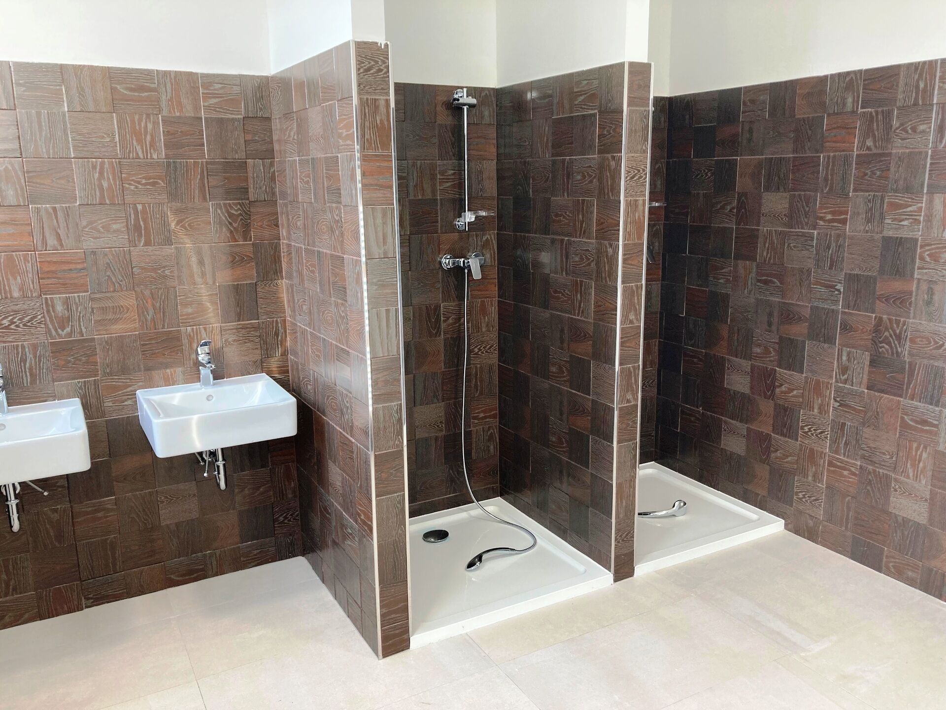 Pronájem komerčního prostoru 13211 m² - foto 10
