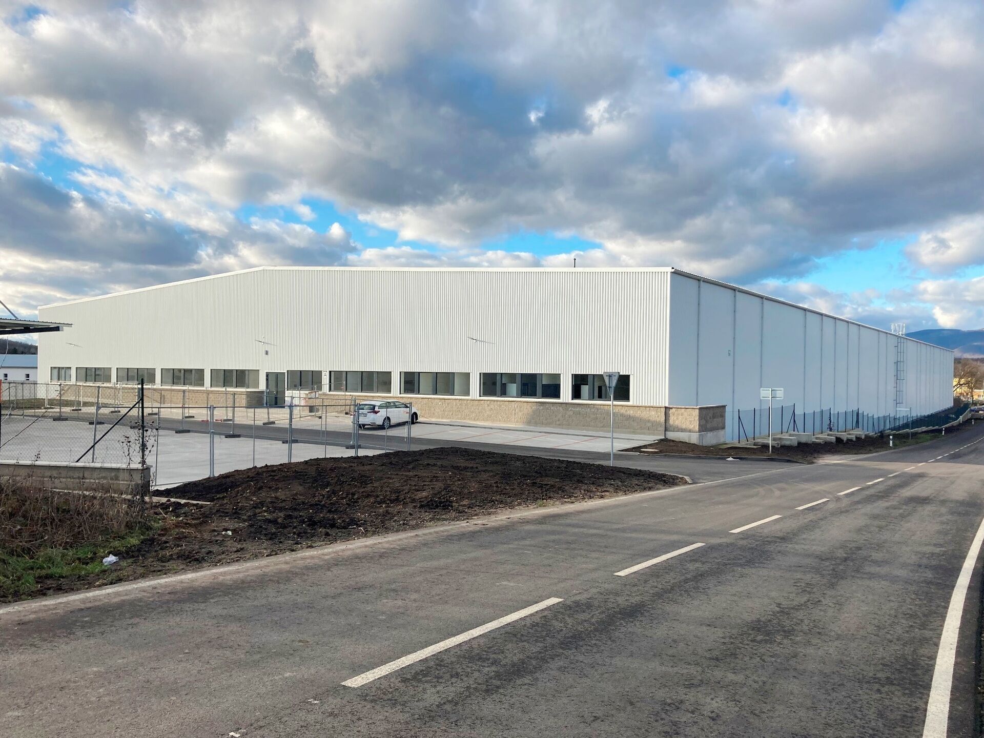 Pronájem komerčního prostoru 13211 m² - foto 22