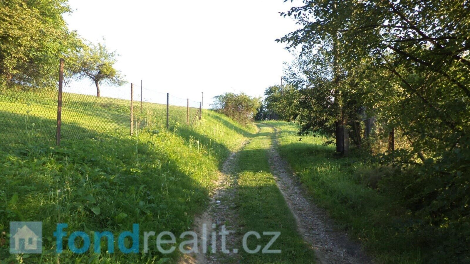 Prodej nemovitosti 368 m² - foto 2