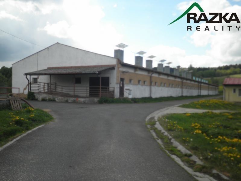 Prodej komerčního prostoru 5633 m² - foto 2