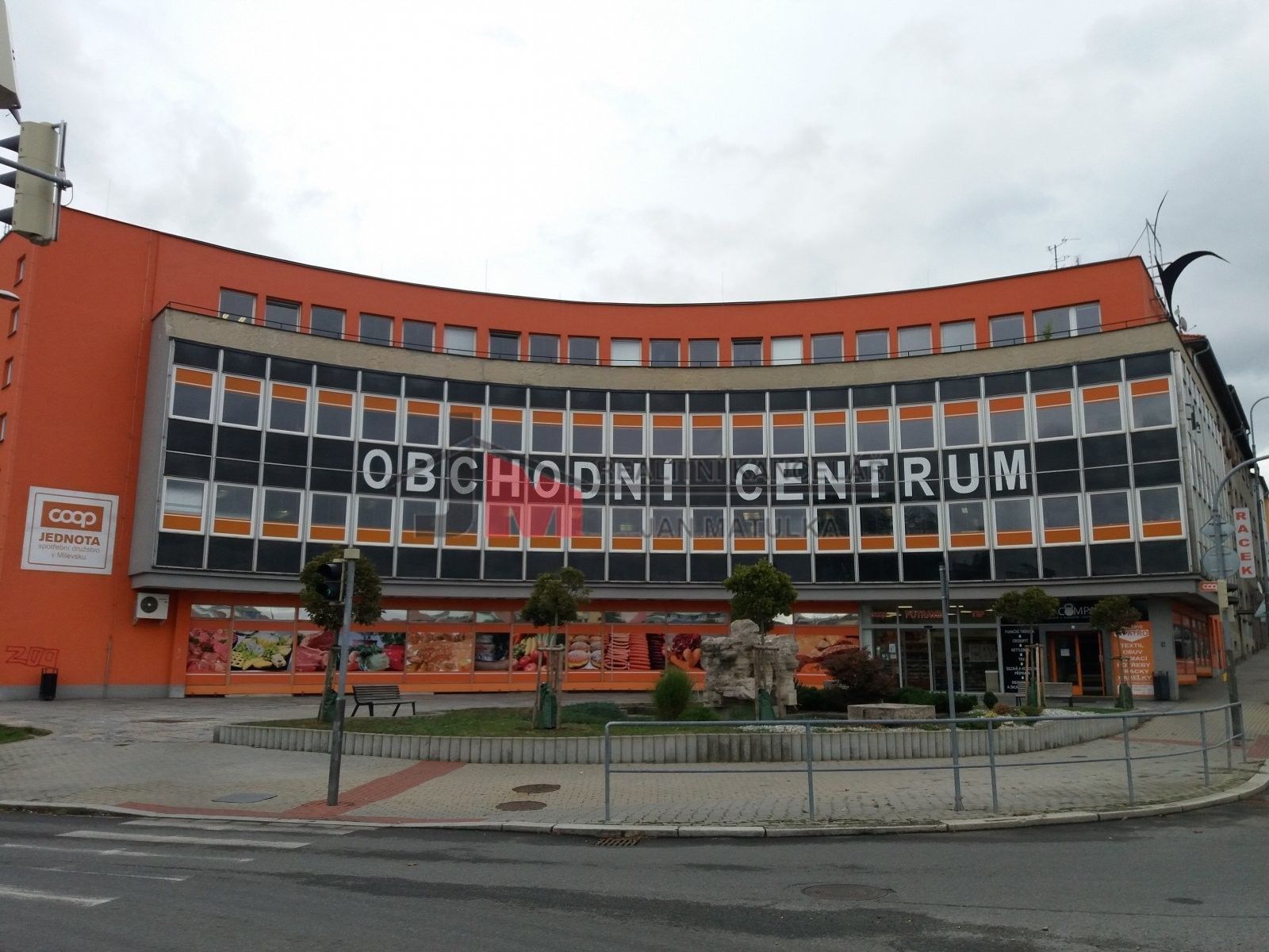 Pronájem komerčního prostoru 23 m² - foto 1