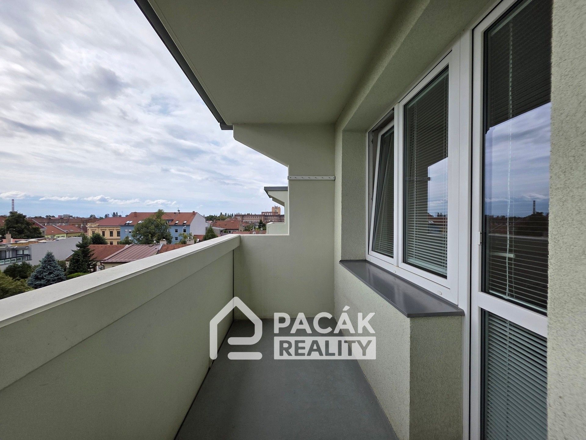 Pronájem bytu 3+1 78 m² - foto 10
