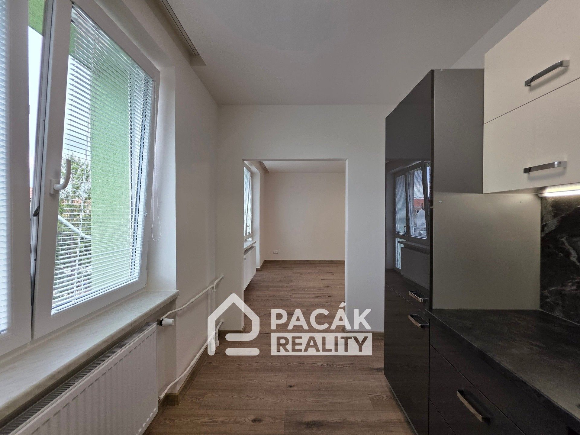 Pronájem bytu 3+1 78 m² - foto 19