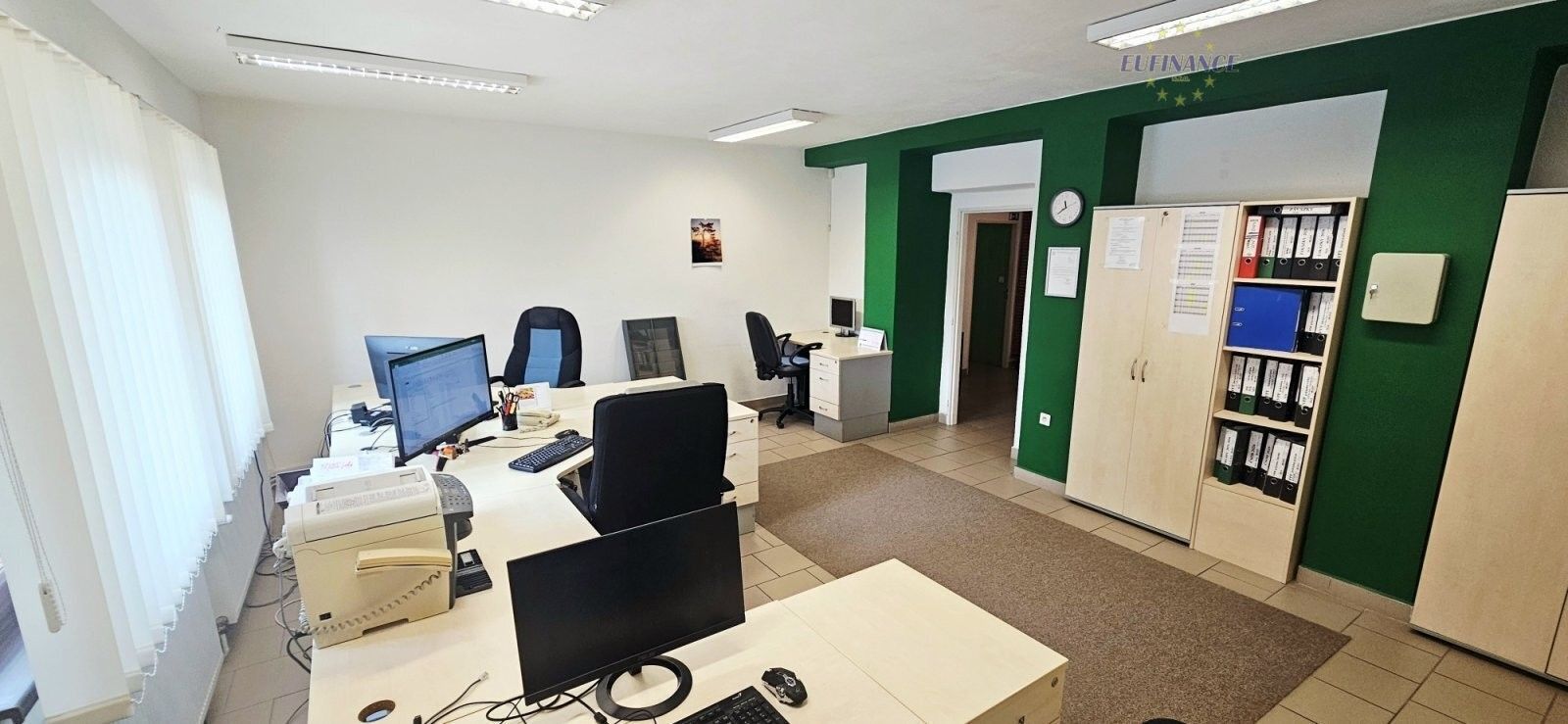 Prodej komerčního prostoru 235 m² - foto 4