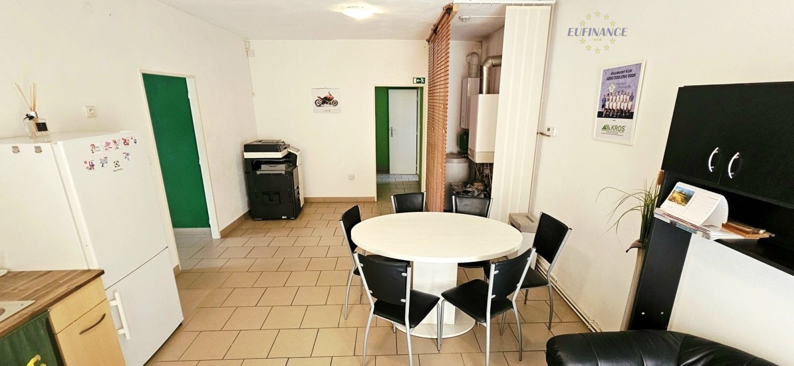 Prodej komerčního prostoru 235 m² - foto 10