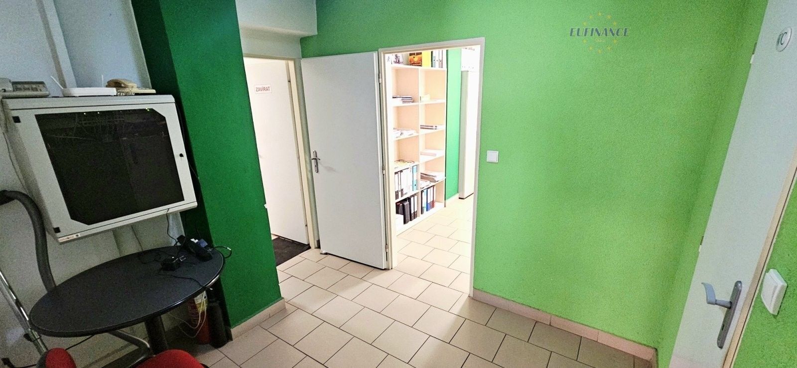 Prodej komerčního prostoru 235 m² - foto 15