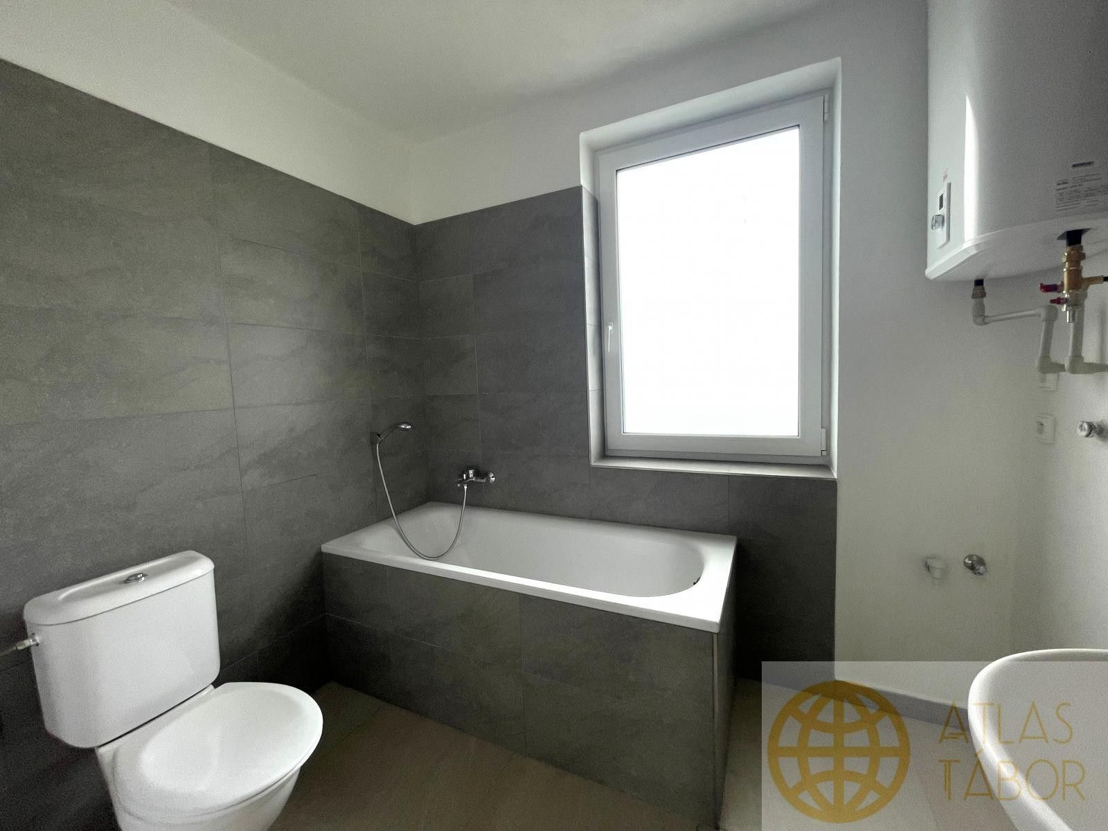 Pronájem bytu 2+kk 50 m² - foto 2