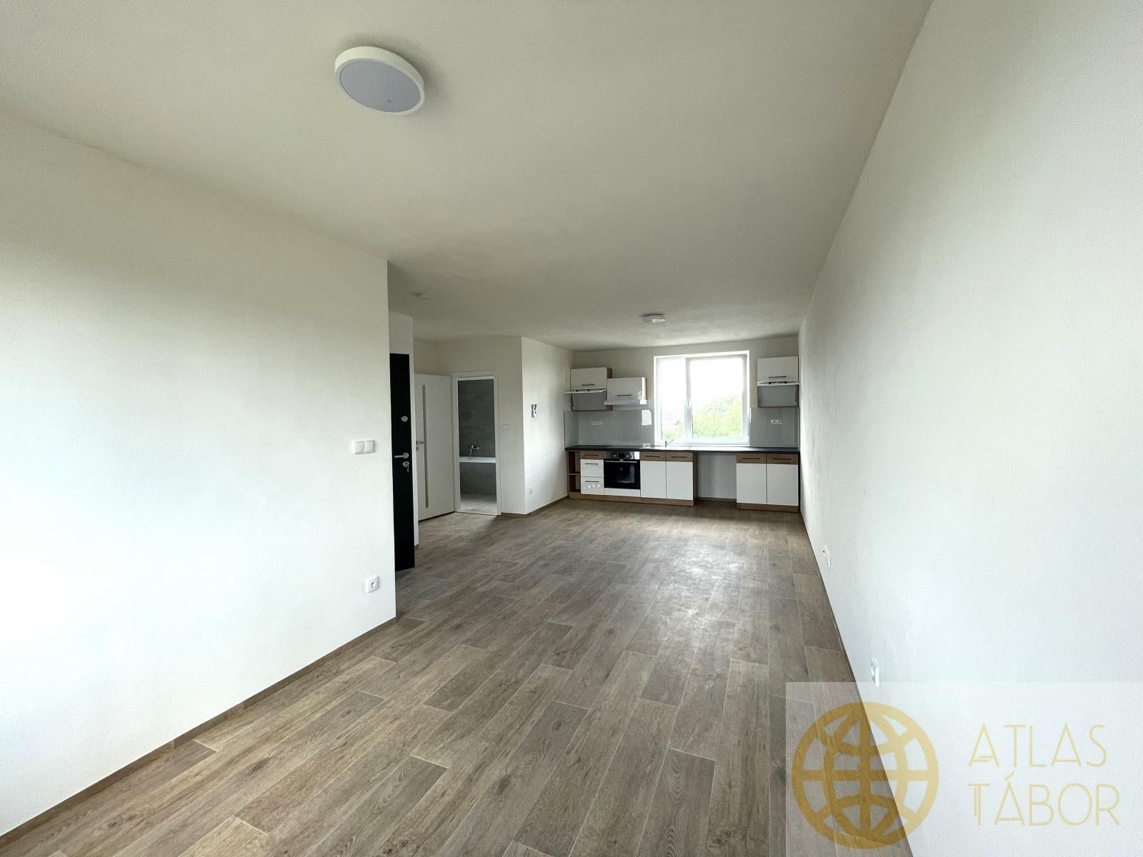 Pronájem bytu 2+kk 50 m² - foto 3