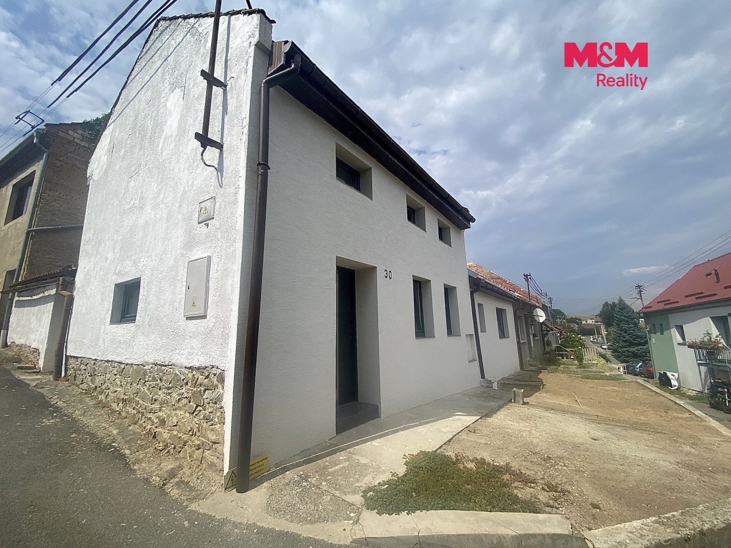 Prodej domu 100 m² - foto 2